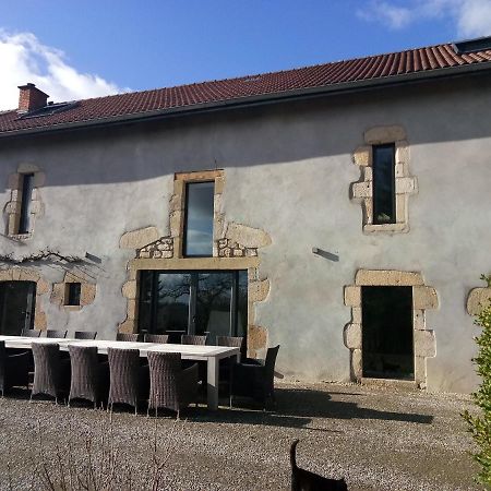 Chambres D'Hotes Quatre Mains Saint-Priest-des-Champs Eksteriør billede