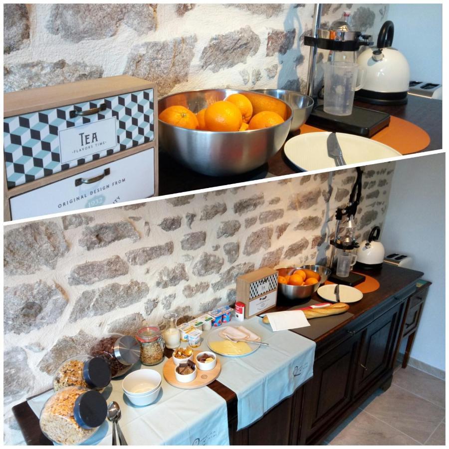 Chambres D'Hotes Quatre Mains Saint-Priest-des-Champs Eksteriør billede