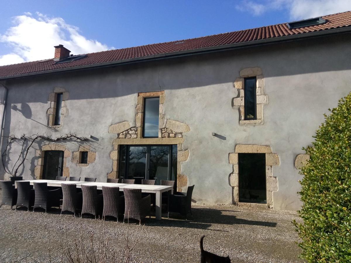 Chambres D'Hotes Quatre Mains Saint-Priest-des-Champs Eksteriør billede